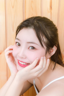 叶子楣女机器人
